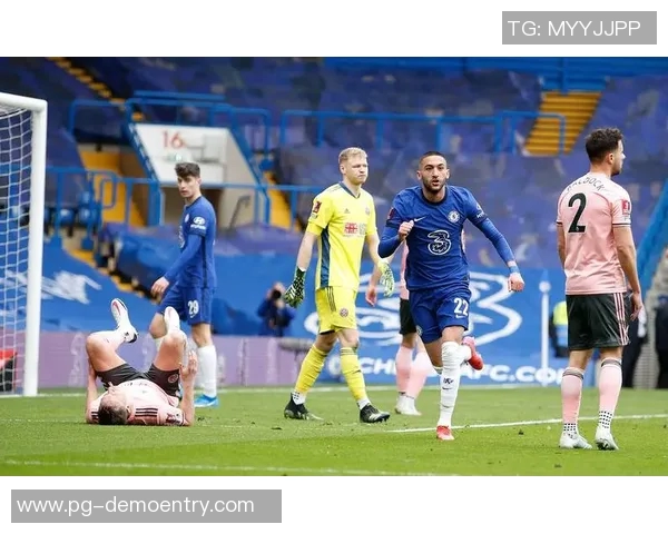 足总杯惊天逆转切尔西狂胜尤文图斯争议判罚引发全场热议