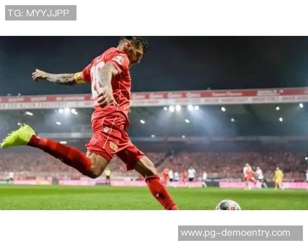 德甲激战尤文图斯大胜里昂6-2战术解析与比赛亮点回顾