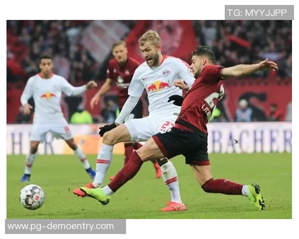 德甲激战：本菲卡逆转莱比锡红牌事件引发全场热议