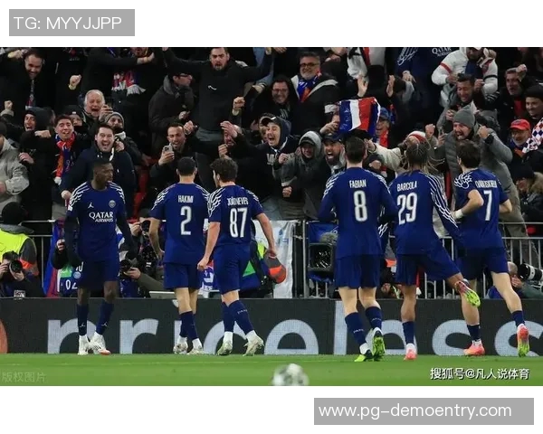 德甲热战:多特蒙德与利物浦激战成平点球争议引发全场沸腾 德甲热战:多特蒙德与利物浦激战成平点球争议引发全场沸腾