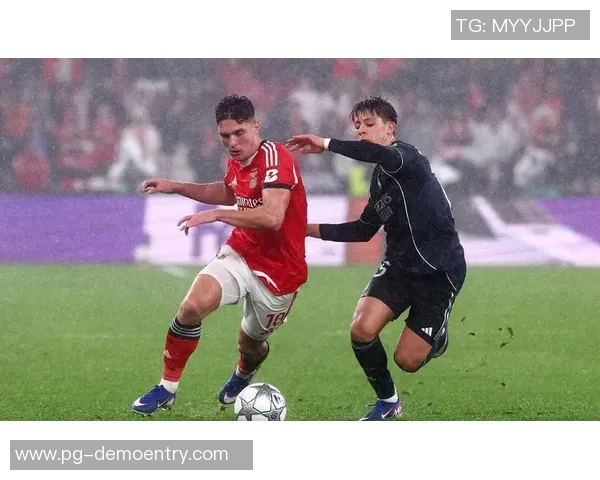 本菲卡绝杀里昂友谊赛全场回顾战术分析与精彩瞬间重温