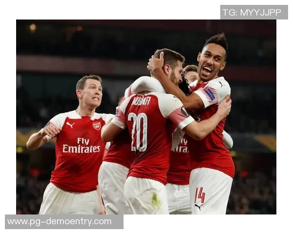 意甲精彩对决利物浦与巴萨战成平局神奇扑救引发全场欢呼