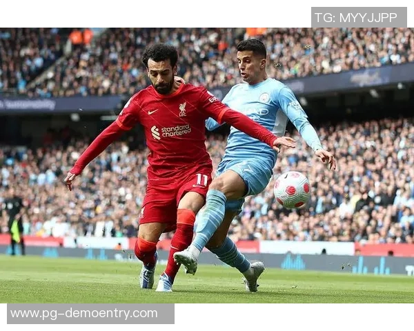 足总杯精彩对决曼城大胜尤文图斯引发全场热议与数据分析 足总杯精彩对决曼城大胜尤文图斯引发全场热议与数据分析